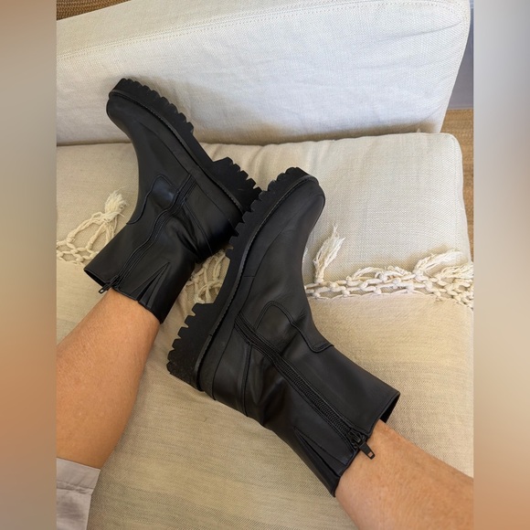 Free People Paloma Barcelo NWT Combat Black Best seller LOVE 🌈❤️ - Picture 6 of 14